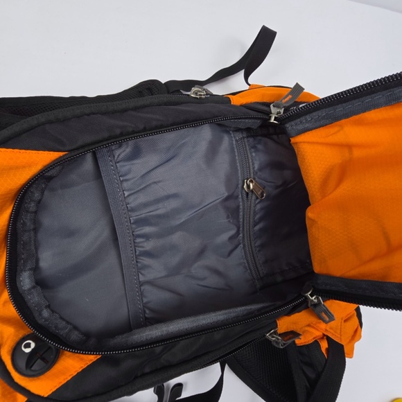 Mubasel Gear 70oz 2L Insulated Hydration Backpack Pack Orange Gray Hiking Biking - Picture 5 of 12